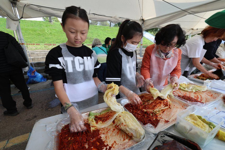 Global Ganggyeong Salted Seafood Gimjang Festa, Ganggyeong Salted Seafood Festival