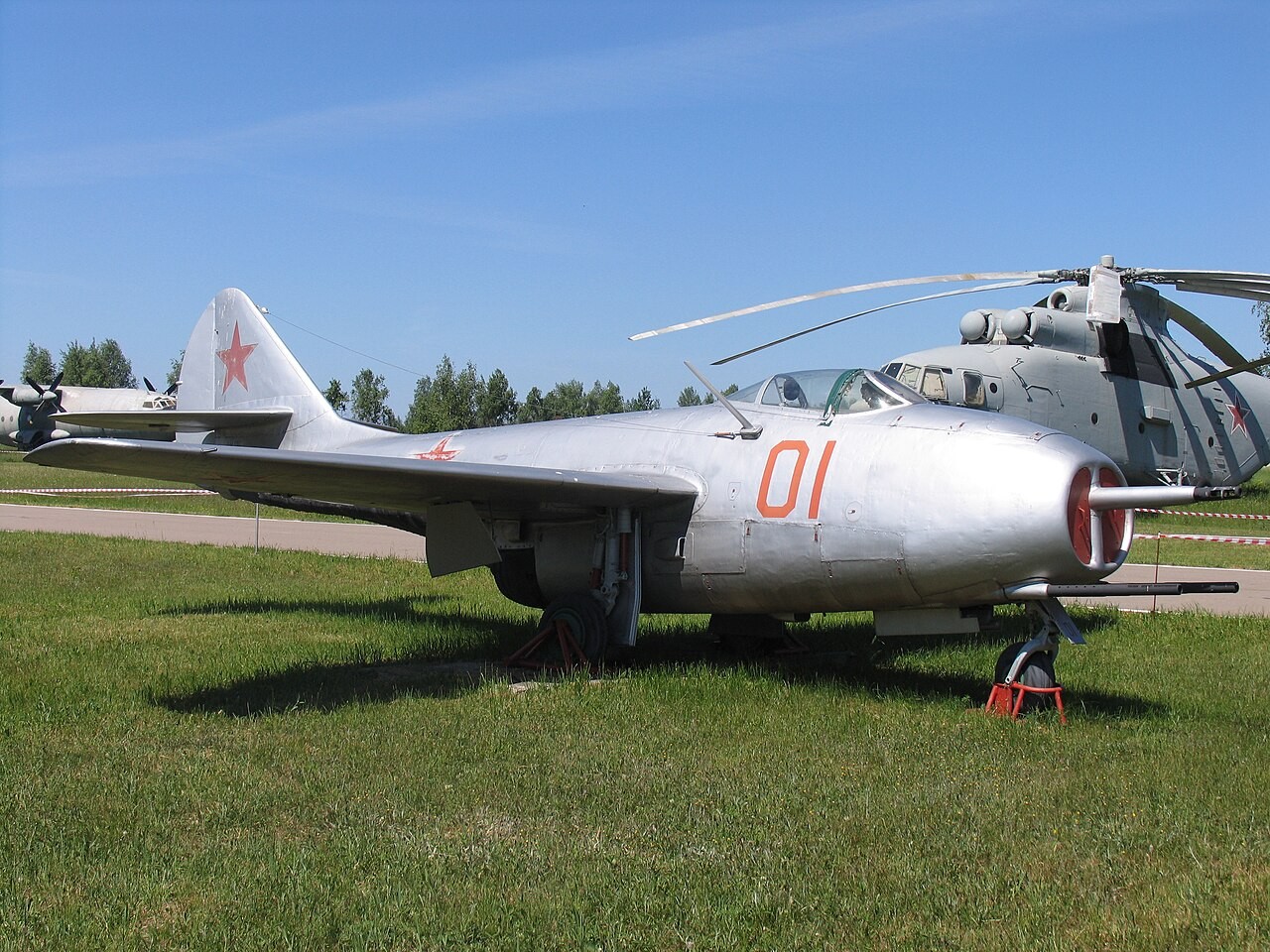 미코얀-구레비치 MiG-9