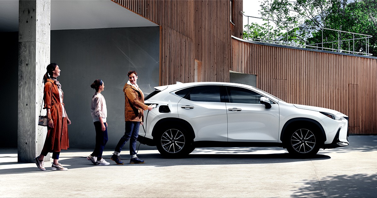 Lexus NX 450h+