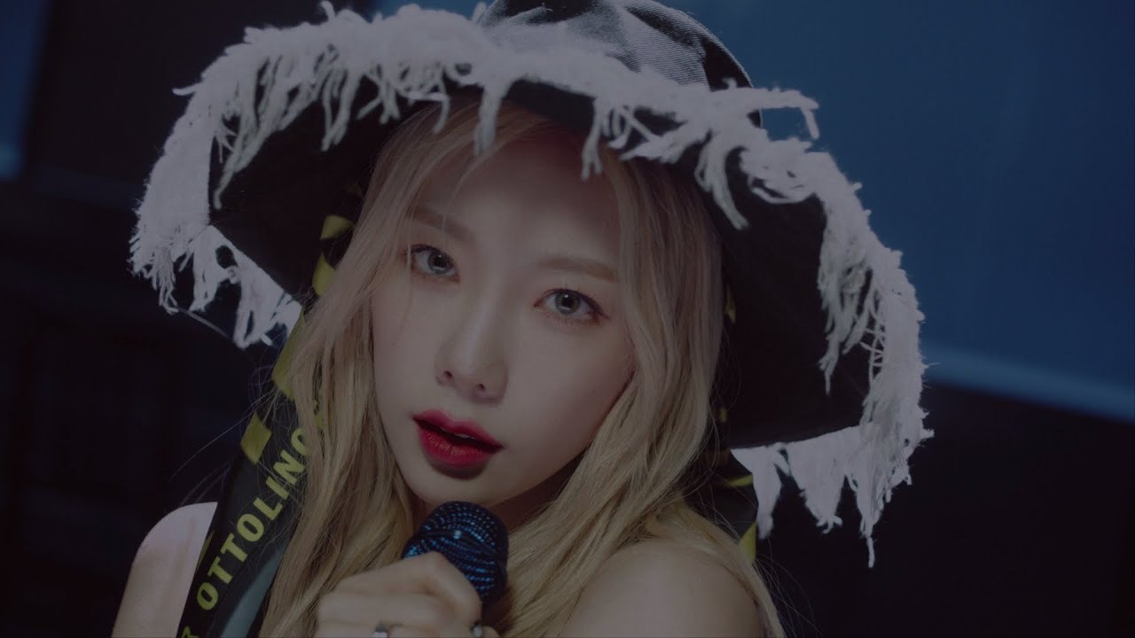 TAEYEON - Toddler Live Clip