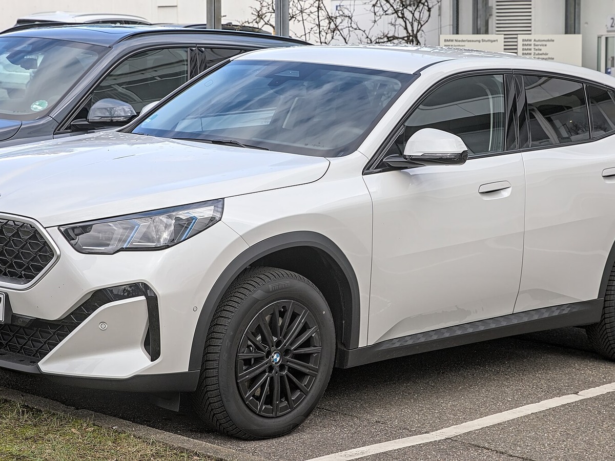 BMW X2