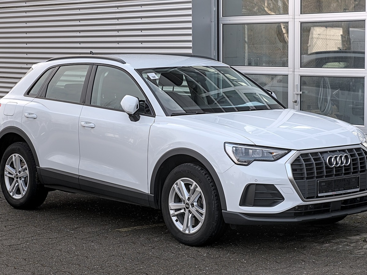 아우디 Q3