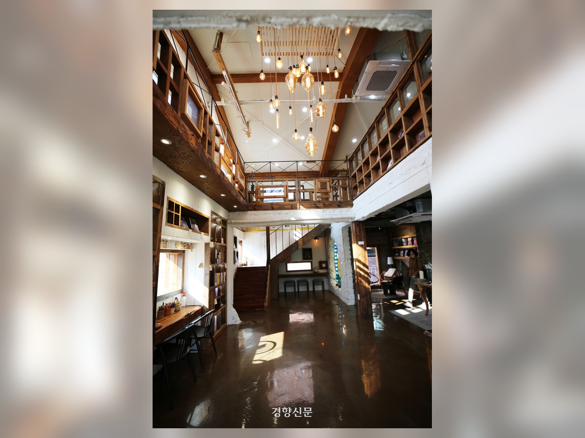 Seohak Art Village Library
