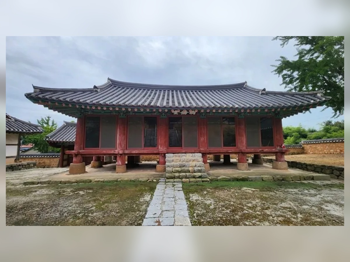 흥덕향교대성전