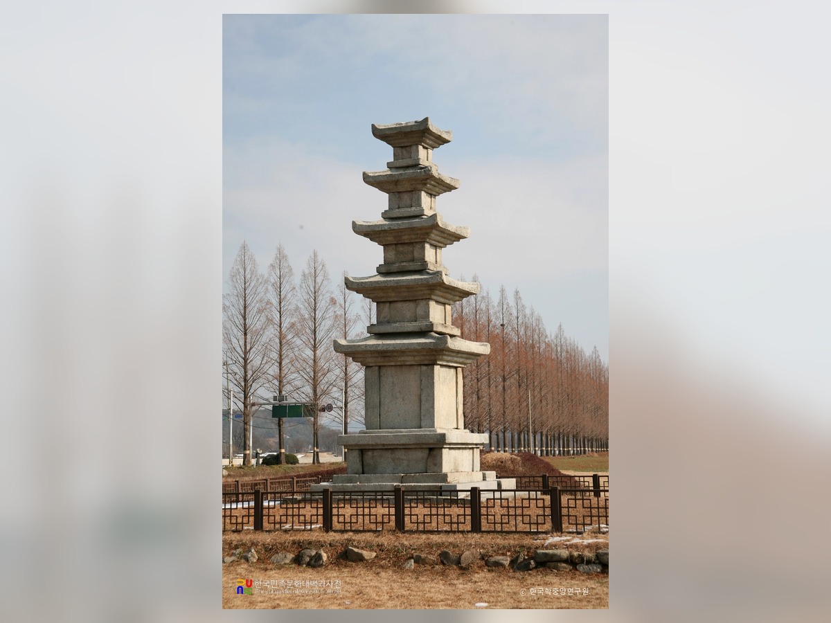 담양남산리오층석탑