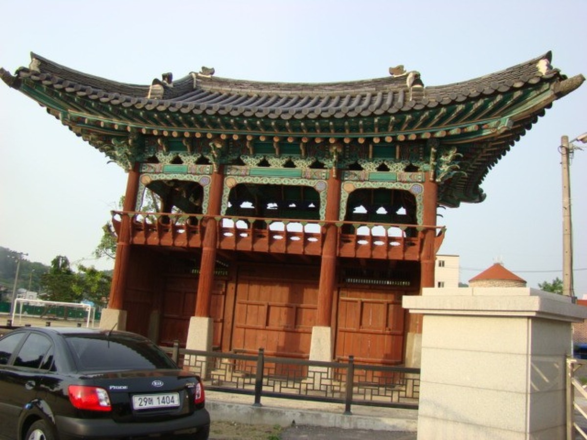 여민루