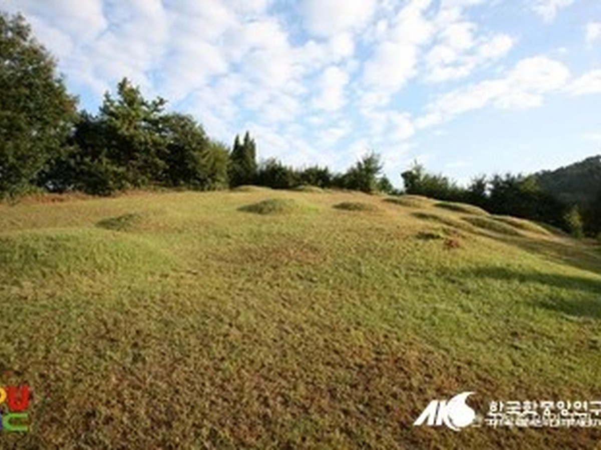 공주 수촌리 고분군