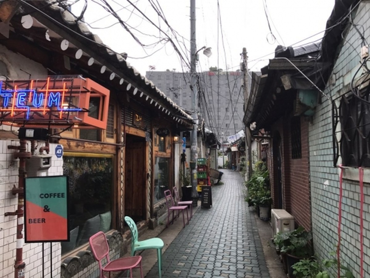 イクソンドン ハノク街
