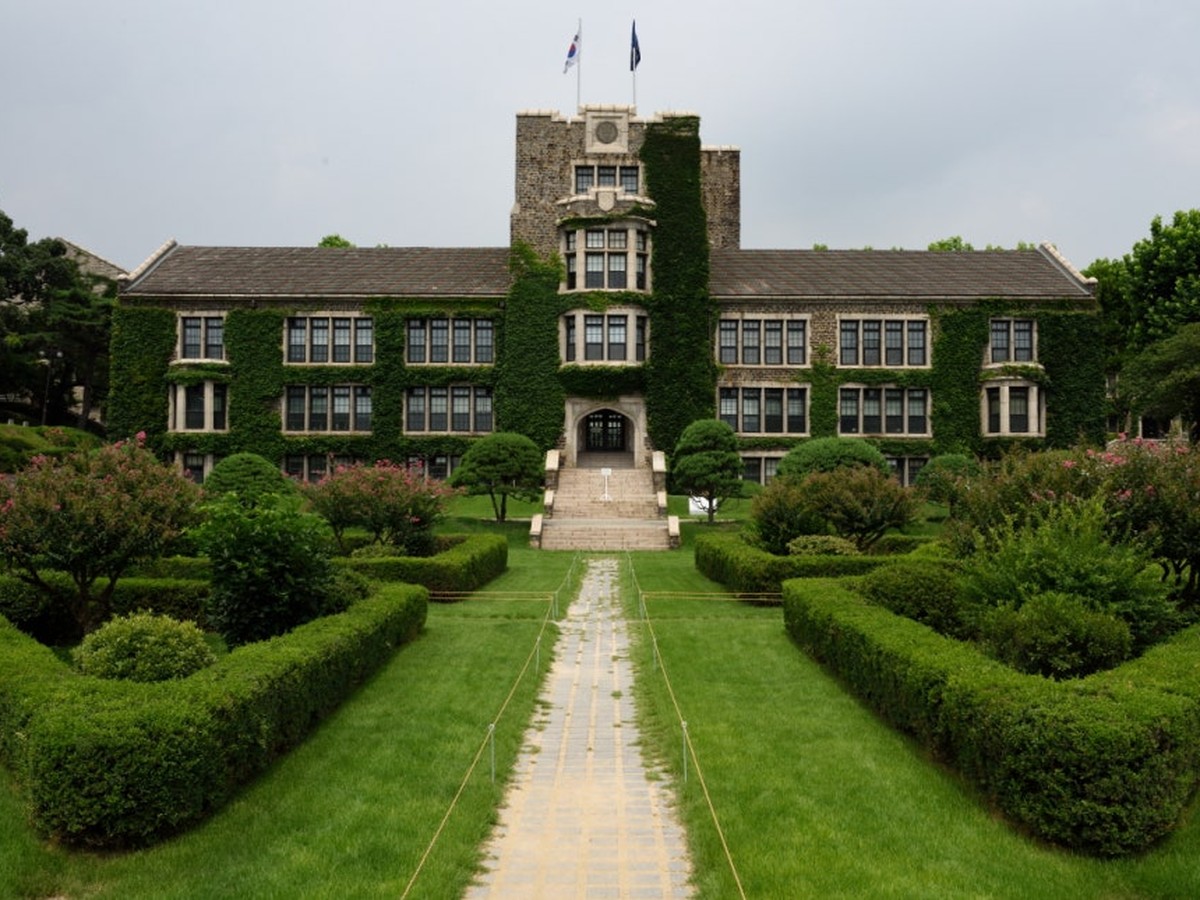 延世大学アンダーウッド館