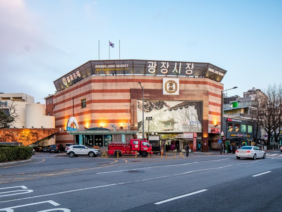 広場市場
