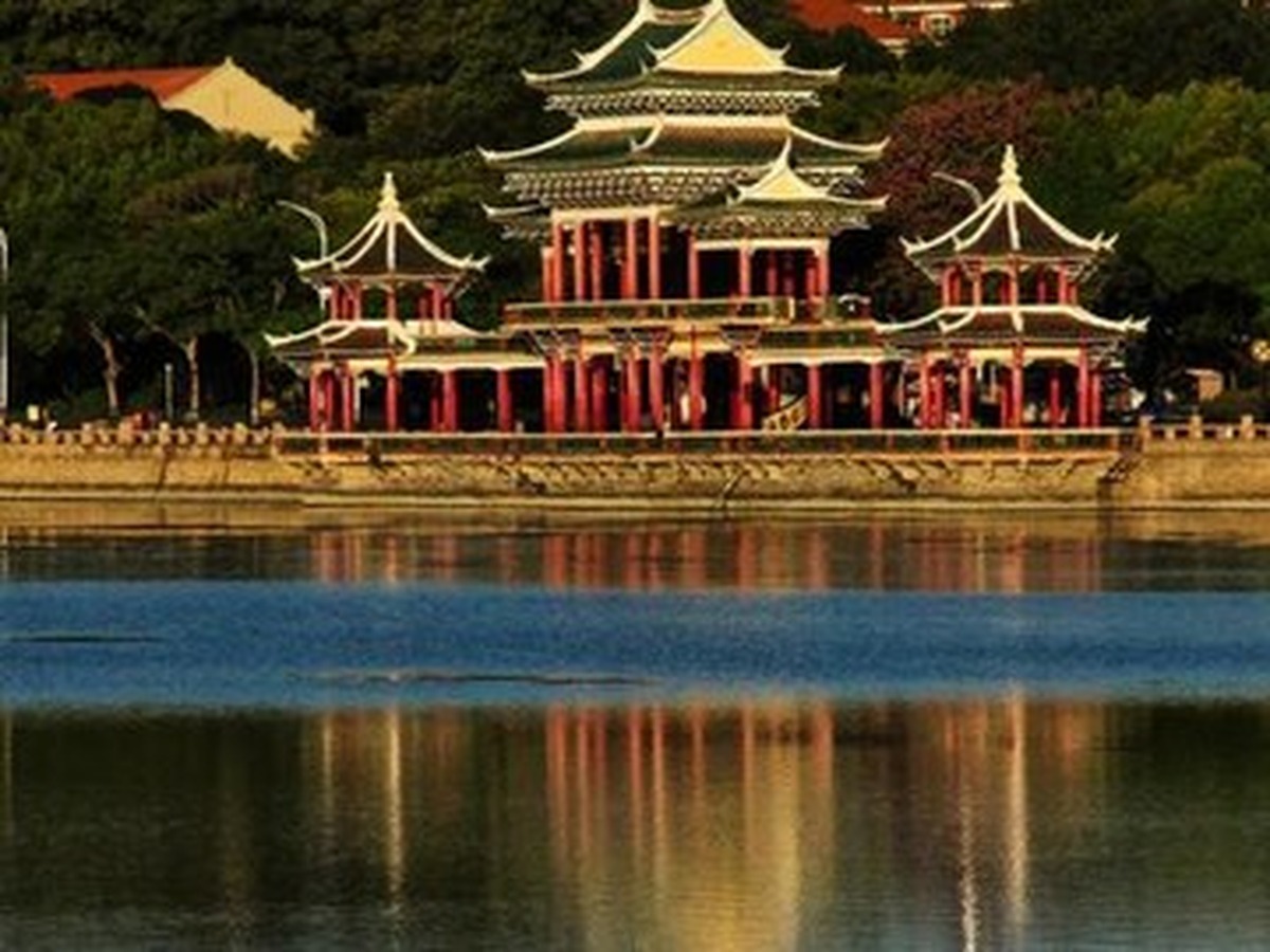 룽저우츠