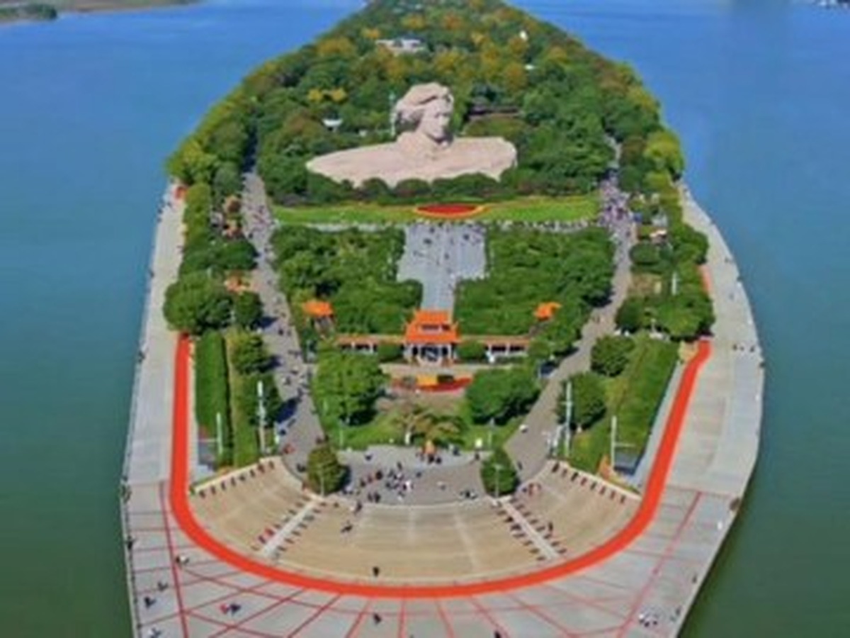 橘子洲頭広場