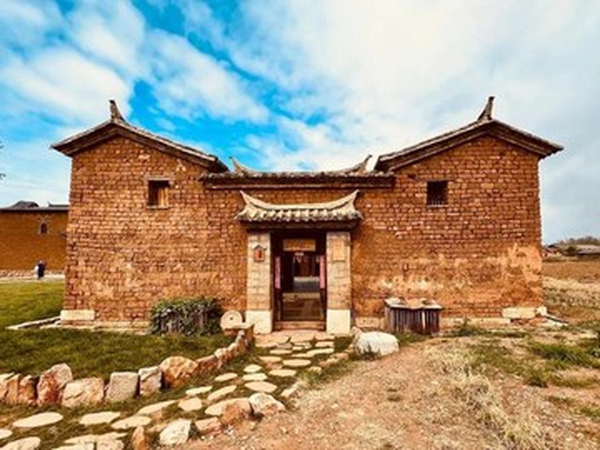 이커인